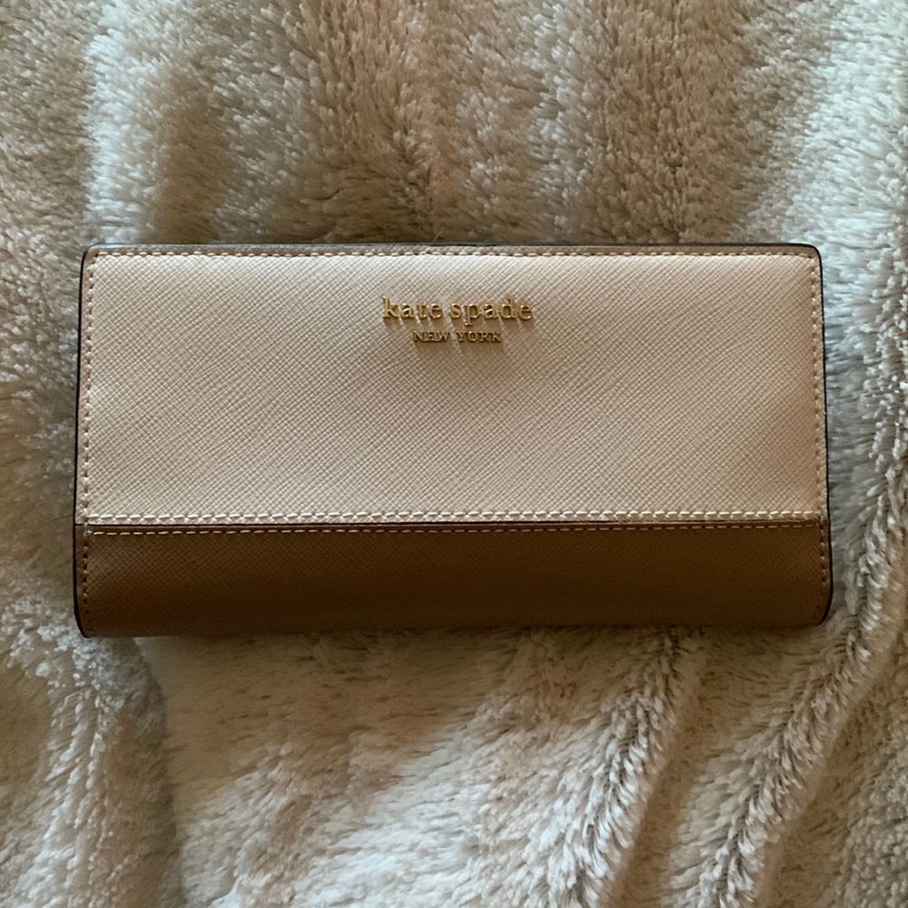 BRAND NEW KATE SPADE WALLET